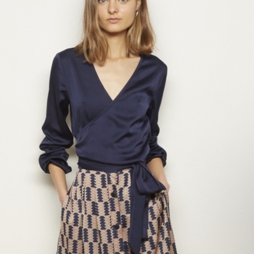 Anthropologie The Odells navy Blue Wrap V Neck Long Sleeve euro summer
